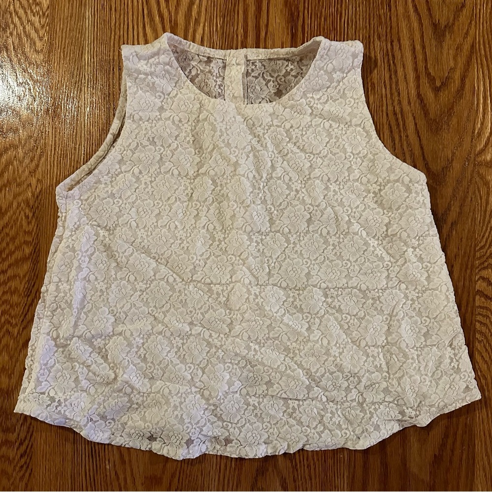 Beautiful White Sleeveless Lace Top